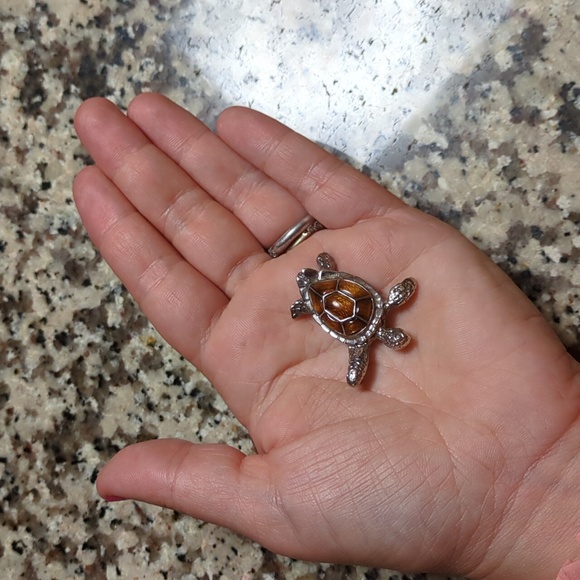 Sterling silver and Kona wood sea turtle charm with  925 silver chain. - Picture 4 of 6